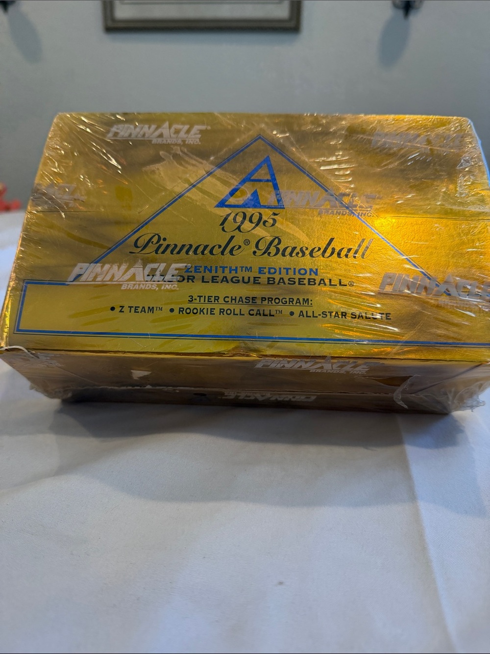 B20 sealed 1995 Baseball Zenith Edition Collector Box - Gold Pinnacle Brands